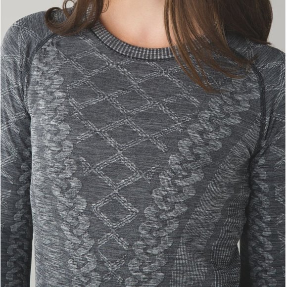 LIKE NEW lululemon athletica Rest Less Pullover - Picture 4 of 8